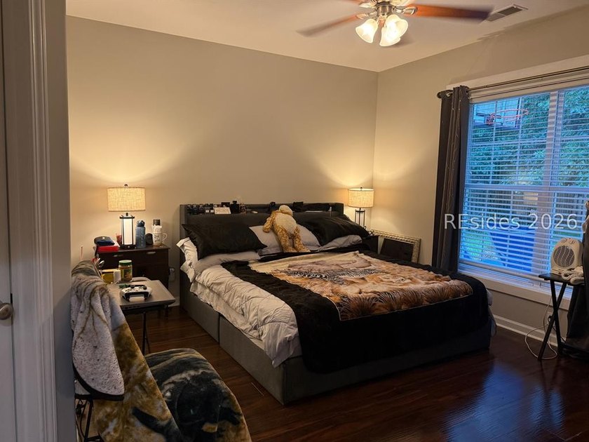 Warm and welcoming 4-bedroom home in a prime Bluffton location - photo 8