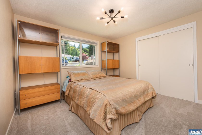 Perched above Sequim, this beautifully updated 3-bedroom, 2-bath - photo 11