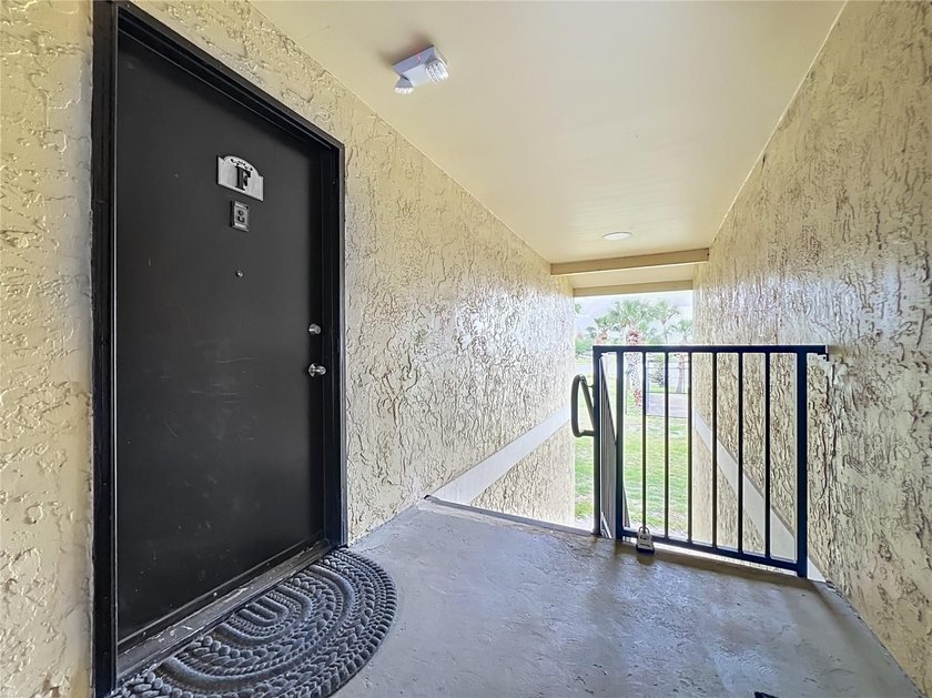 Welcome to your Destiny Springs lake-view property in Altamonte - photo 5