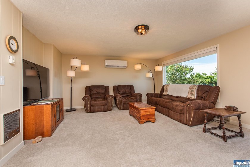 Perched above Sequim, this beautifully updated 3-bedroom, 2-bath - photo 17