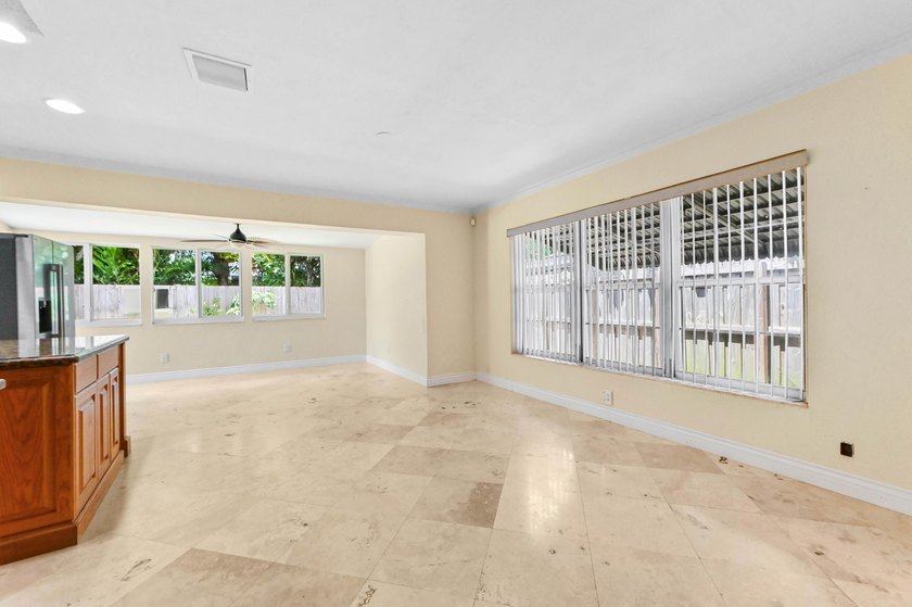 Mid-Century Modern Perfection in the Heart of Wilton Manors! - photo 12
