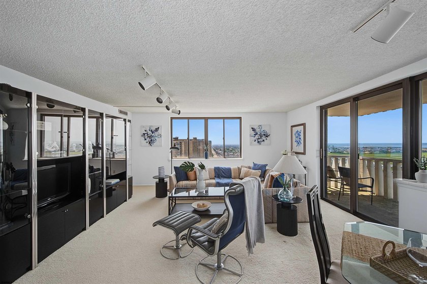 PENTHOUSE LIVING WITH STUNNING OCEAN, BAY, AND SUNSET VIEWS! - photo 6