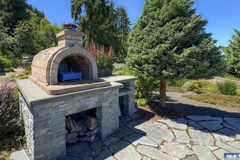 Nestled within the gated enclave of Maletti Hill, one of the - photo 48