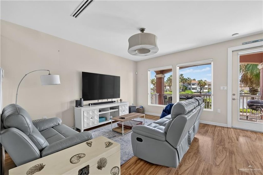 Enjoy breathtaking views of the Laguna Madre Bay and South Padre - photo 3
