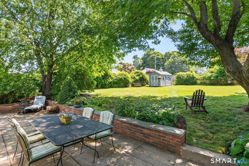 This classic New England Cape Cod is nestled just a short walk - photo 33
