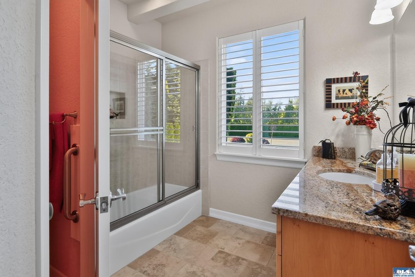 Experience refined Northwest living in this meticulously - photo 33