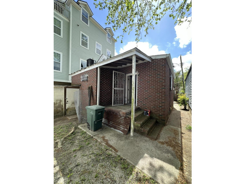 Opportunity awaits at 3 Woodall Court! This gutted home is ready - photo 9