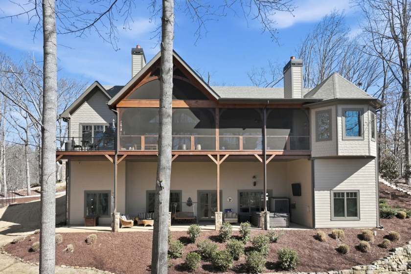 Custom waterfront retreat with private deep-water dock - photo 4
