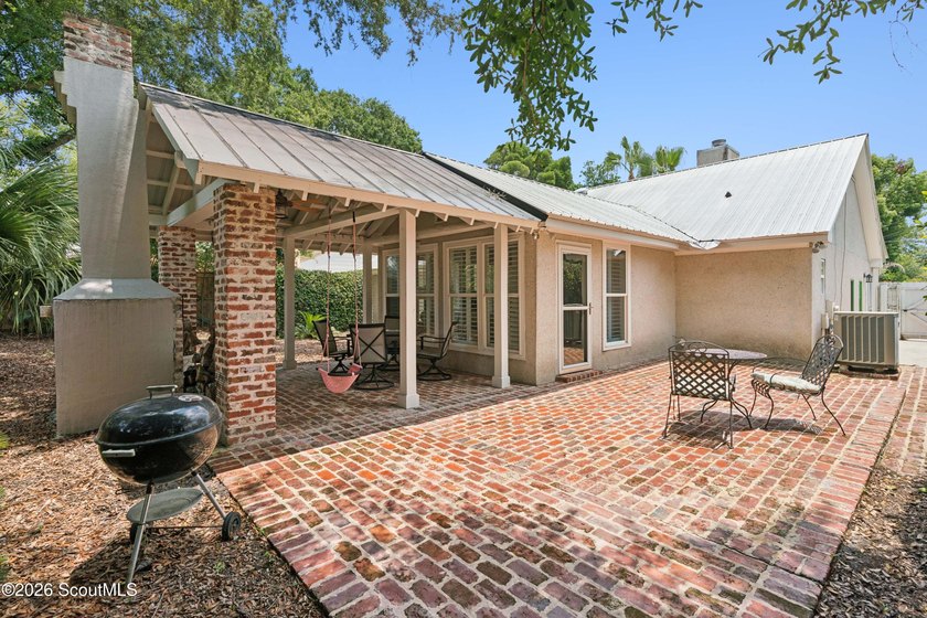 Check out this unique beach cottage in the south end! Enjoy the - photo 23
