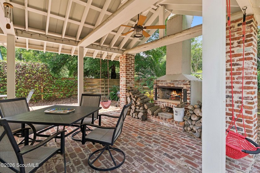 Check out this unique beach cottage in the south end! Enjoy the - photo 25