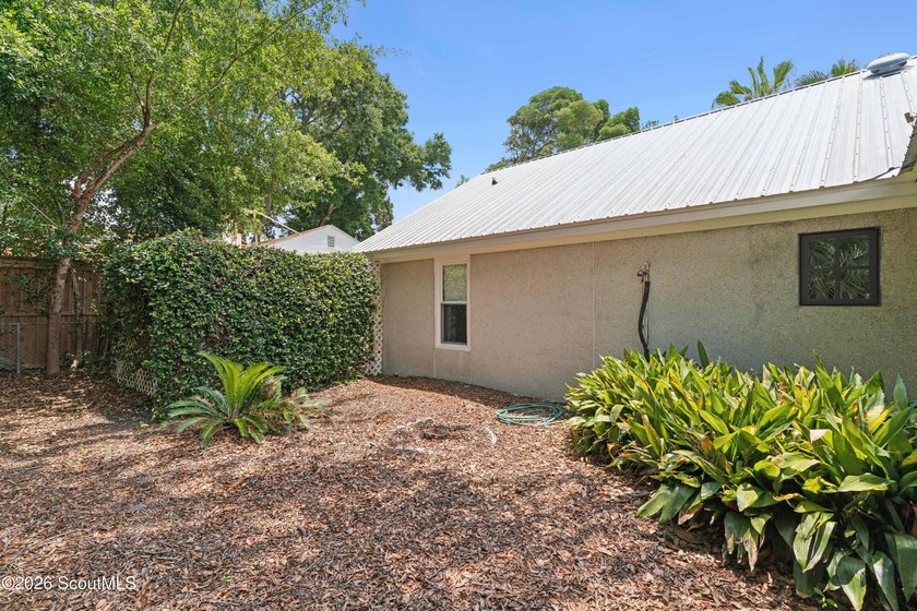 Check out this unique beach cottage in the south end! Enjoy the - photo 28