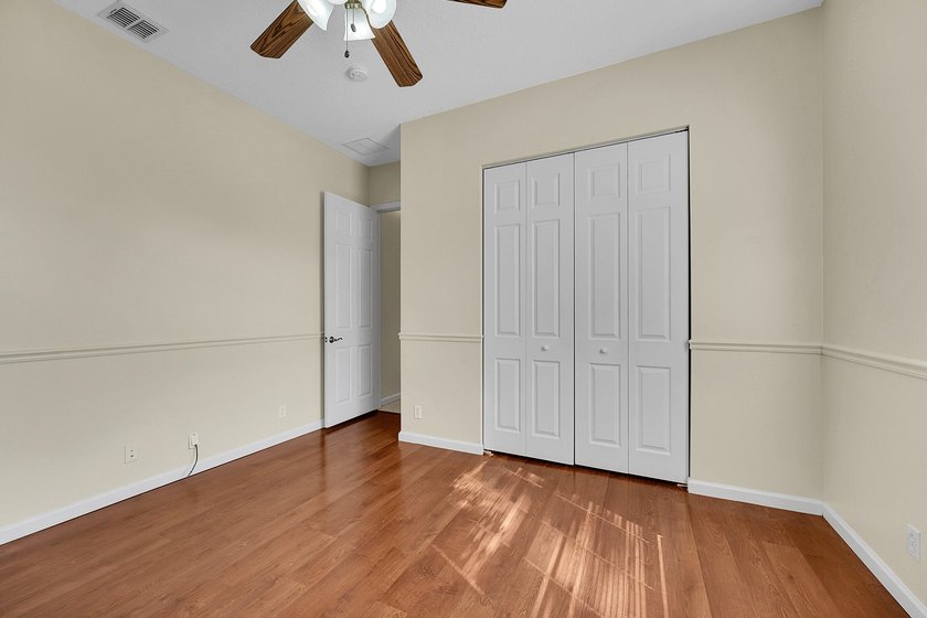 * * *Spacious 4-bedroom plus Den and Flex Room (that could - photo 31