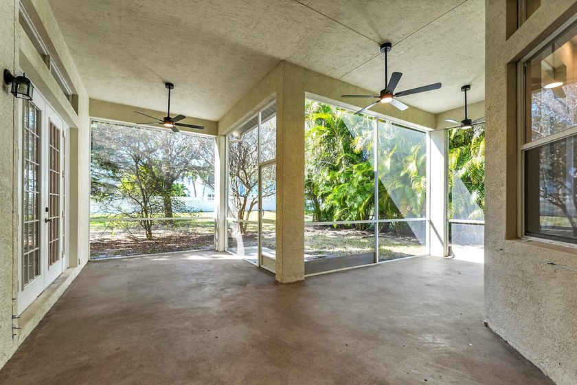 * * *Spacious 4-bedroom plus Den and Flex Room (that could - photo 35