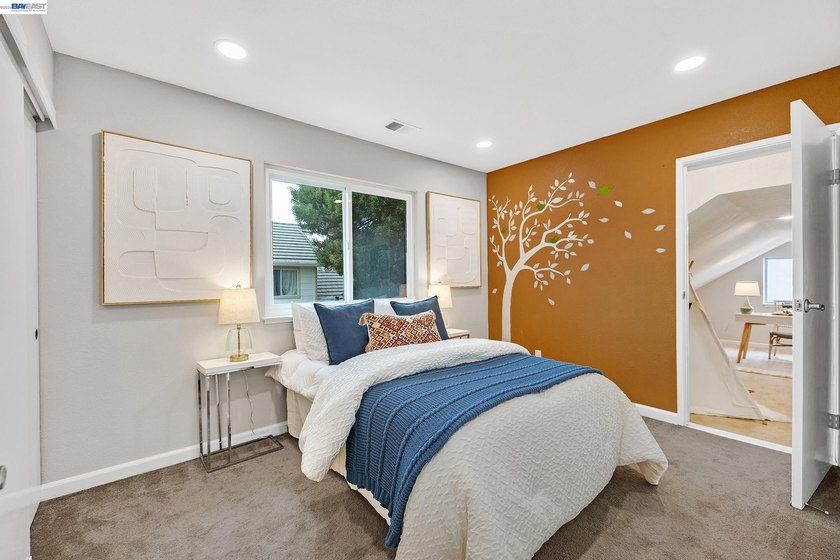 Gorgeous CA Terrace Park home in desirable Niles area! This move - photo 17