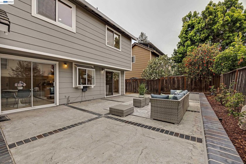 Gorgeous CA Terrace Park home in desirable Niles area! This move - photo 25