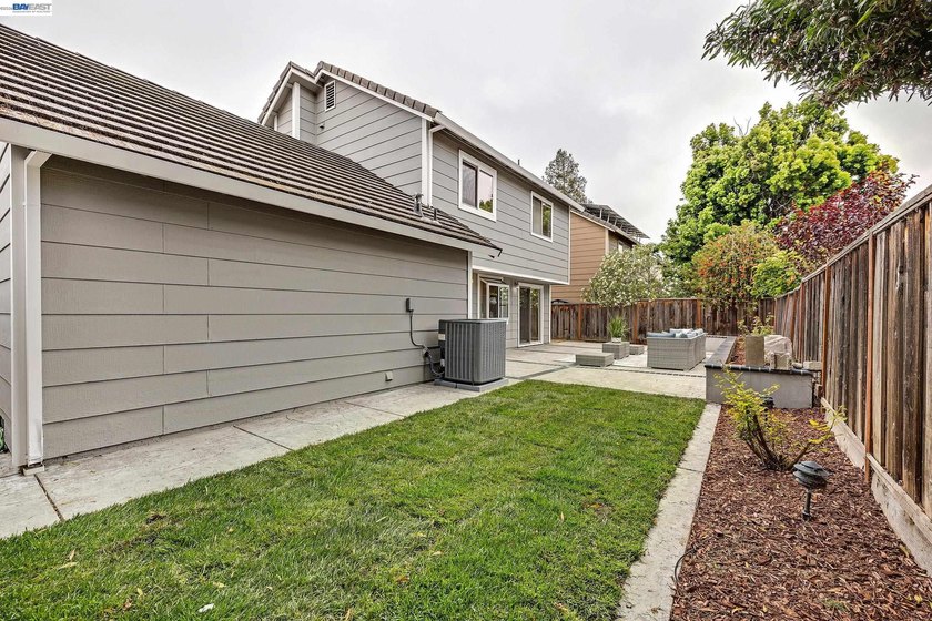 Gorgeous CA Terrace Park home in desirable Niles area! This move - photo 27