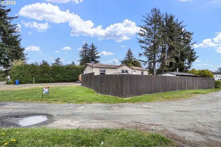 Cute 3 bed/2 bath a third of a mile to Barview Wayside Beach - photo 33