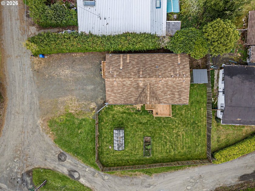 Cute 3 bed/2 bath a third of a mile to Barview Wayside Beach - photo 44