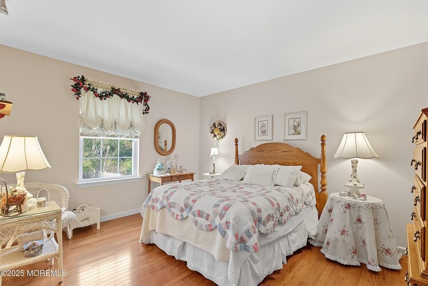 Spacious 4 bedroom /3 full bath home on large cul-de-sac - photo 20