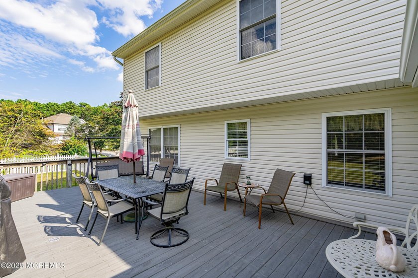 Spacious 4 bedroom /3 full bath home on large cul-de-sac - photo 26
