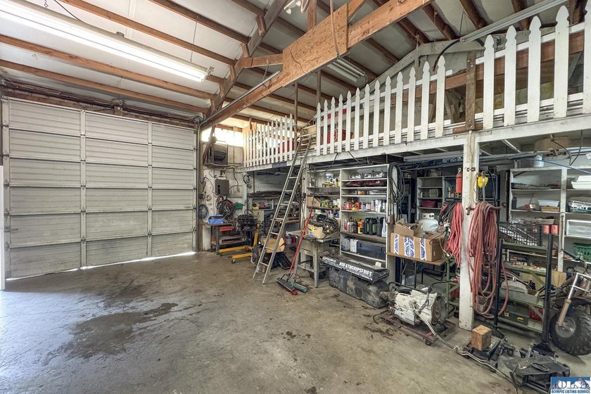 Country Living with Endless Potential on 2.47 Fertile Acres - photo 38