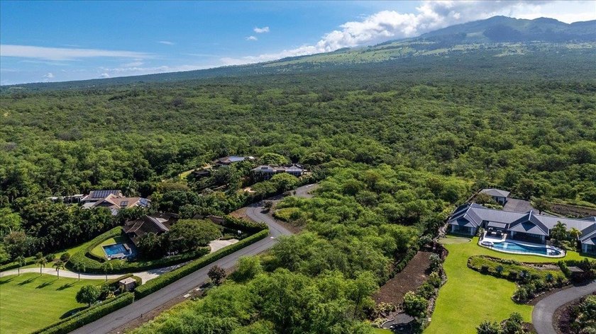 A rare and extraordinary opportunity in coveted Makena awaits - photo 6