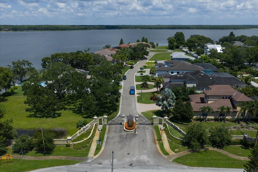 Discover an incredible opportunity to create your dream home in - photo 2