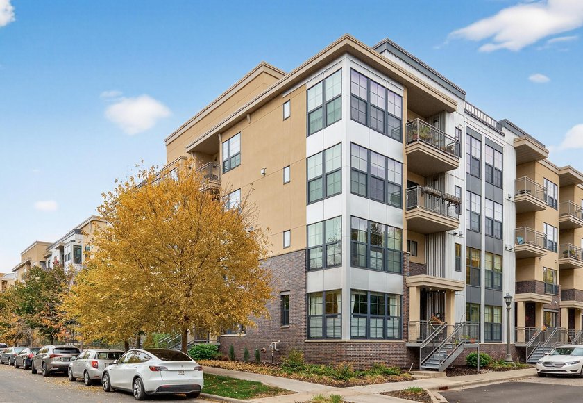 820 Emerald St 307 - photo 2