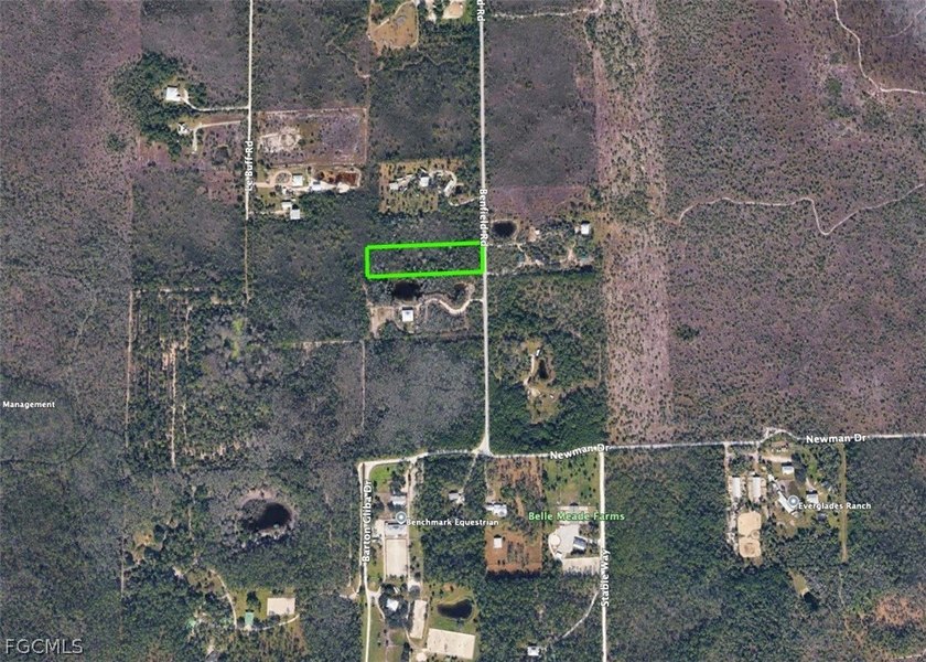 2.5-Acre Canvas in the Path of Progress. Discover the potential - photo 3