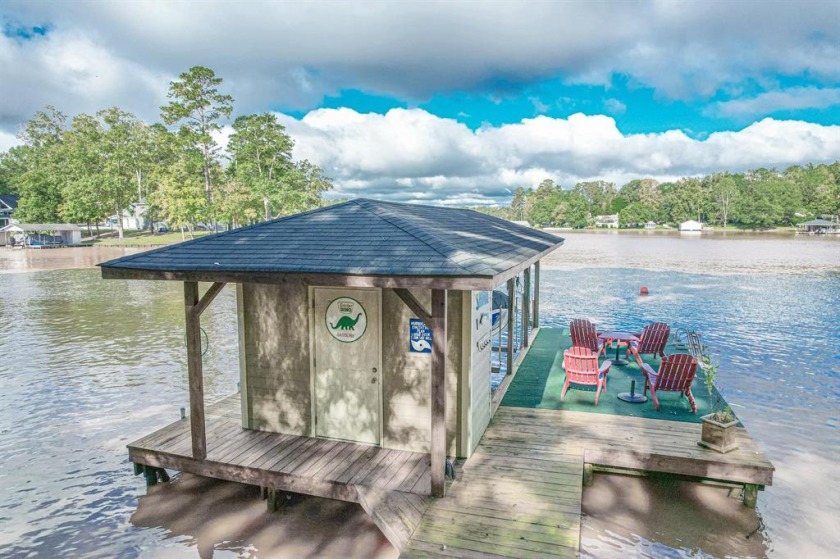 Beautiful Lakefront Home - Under Contract SOLD - photo 30