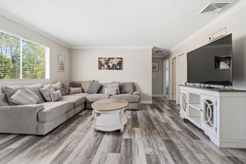 Welcome to 2000 Greens Blvd, Unit 40-C. This beautifully - photo 5