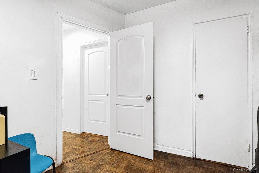 Perfect for pet lovers - no stairs here, just step right outside - photo 20