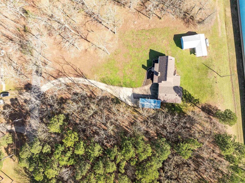 Heber Springs and Greers Ferry Lake awaits you! Located on the - photo 5