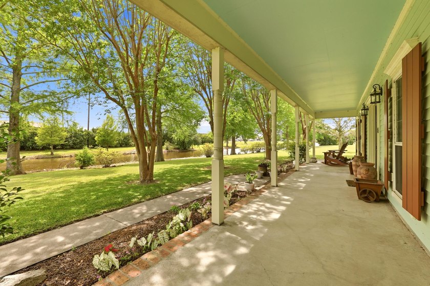 Custom-built with timeless craftsmanship and exceptional quality - photo 5
