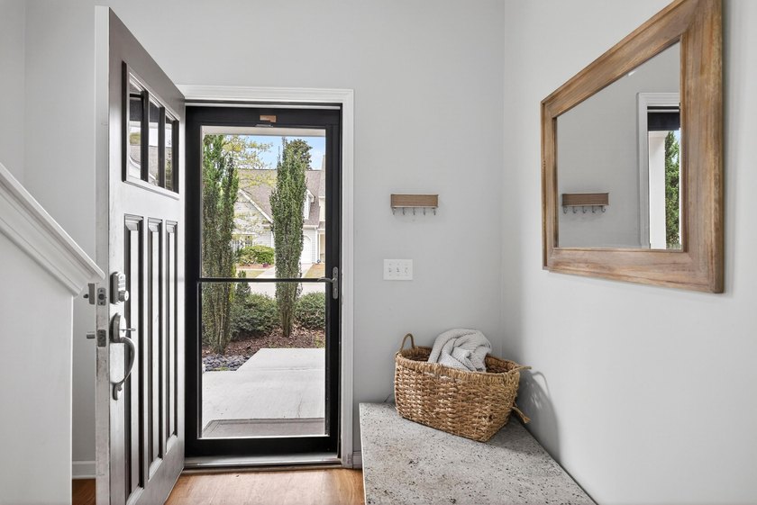 Palmetto Pointe Townes, 3-bedroom 2.5 bath, single-family home - photo 5
