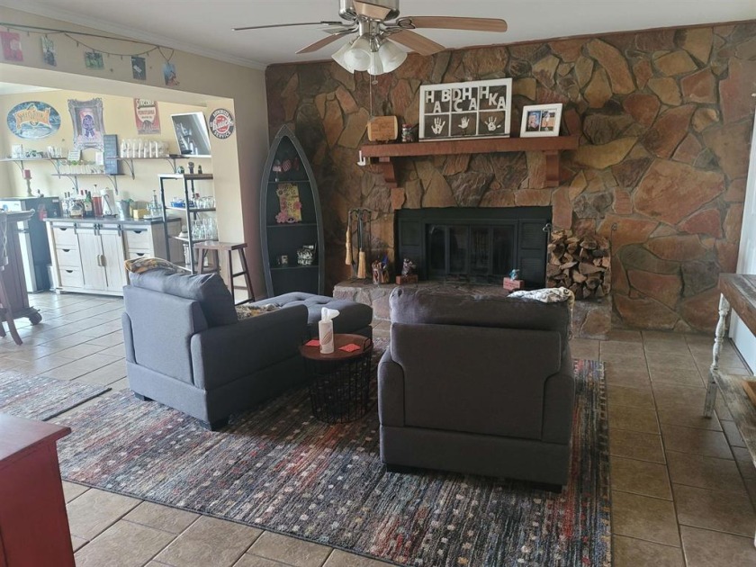 Beautiful Lakefront Home - Under Contract SOLD - photo 27