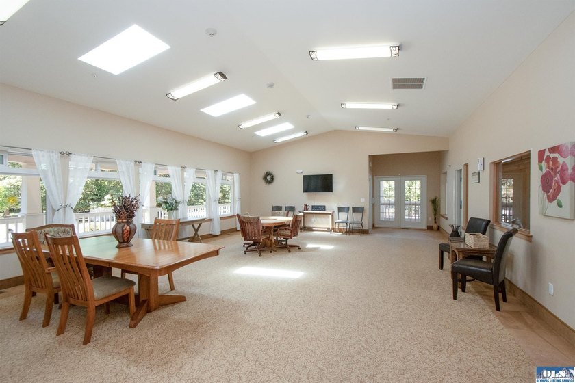 Some properties come along only once. This is one of them - photo 11