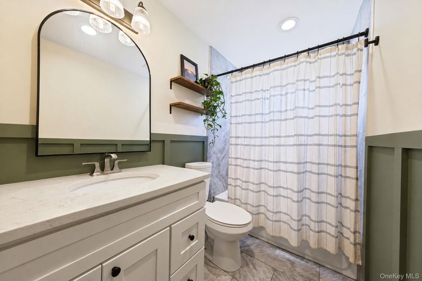 Immaculate, Completely Renovated 4-Bedroom, 2-Bath Colonial - photo 22