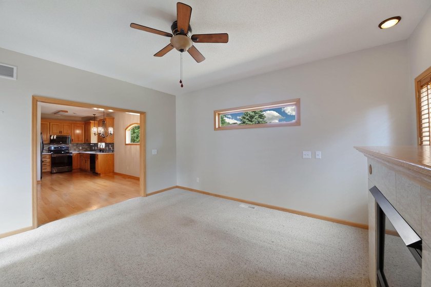 Rare opportunity to own these highly desired 55+ one level - photo 8