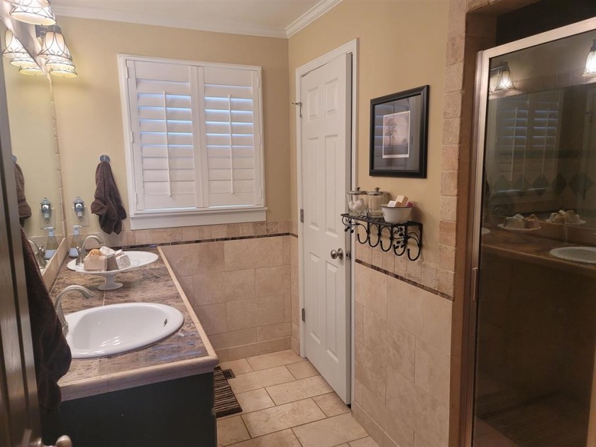 Beautiful Lakefront Home - Under Contract SOLD - photo 19
