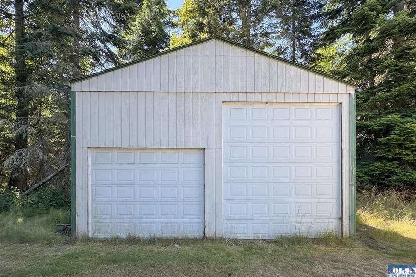 Some properties come along only once. This is one of them - photo 49