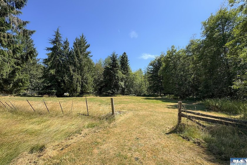 Some properties come along only once. This is one of them - photo 50