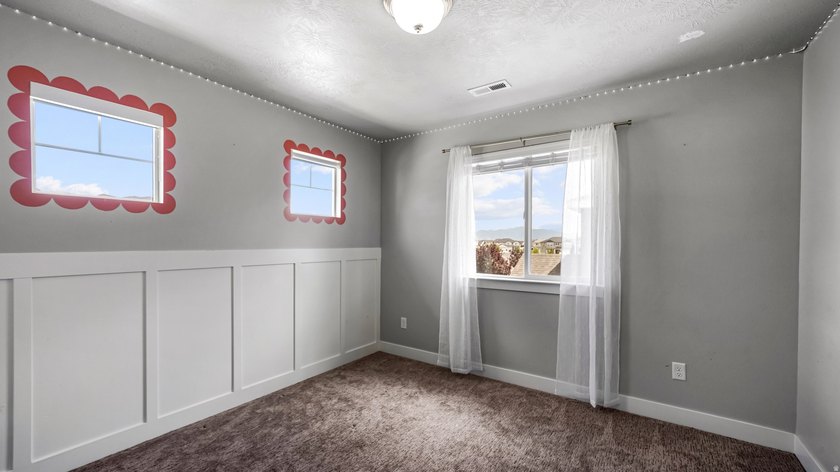 Welcome to this exceptional 3,789 sq. ft. two-story home in one - photo 13