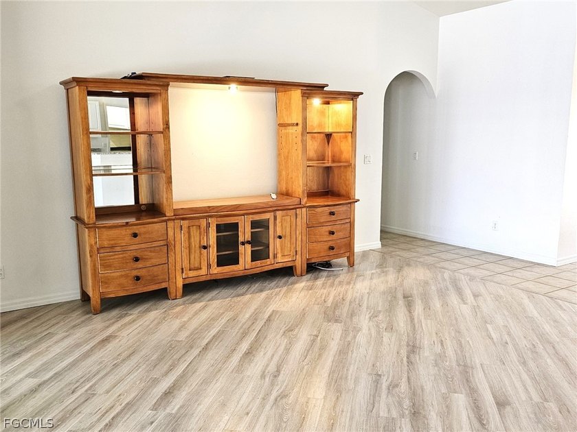 Move in Ready! This popular Grand Cayman model in desirable SW - photo 8