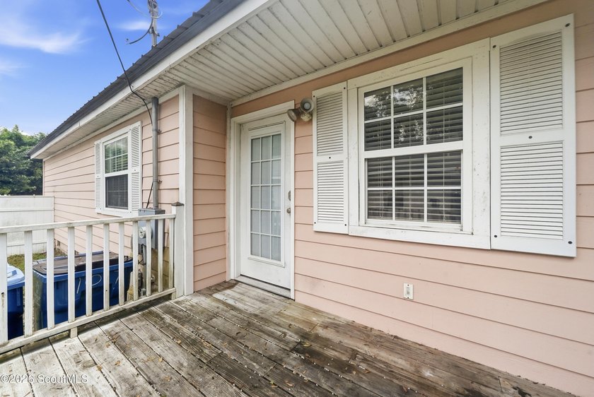Whether you're looking for a full-time island home, a weekend - photo 23