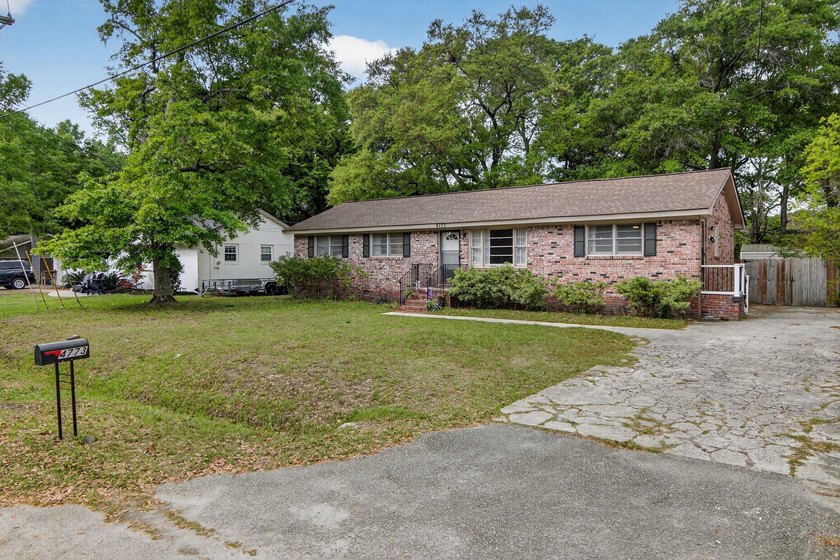 Welcome to 4773 Lysa Avenue, offering approximately 1,400+ - photo 4