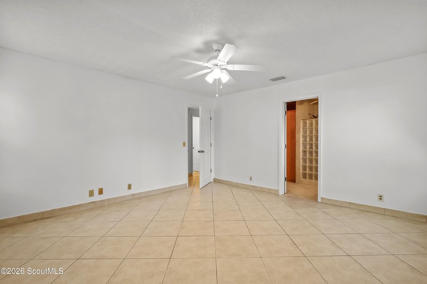 Tucked away in the desirable Mid South Established neighborhood - photo 27