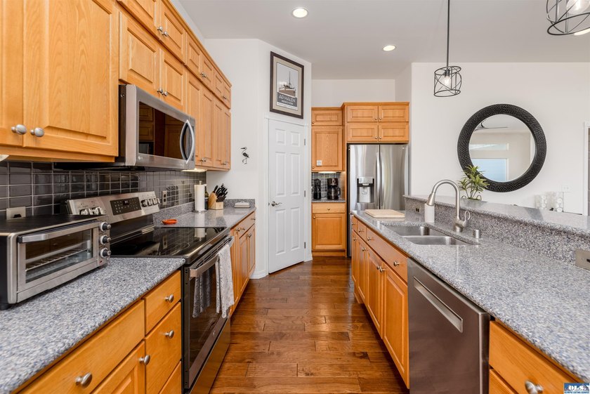 Exceptional Bell Hill home in the highly sought-after Highland - photo 13