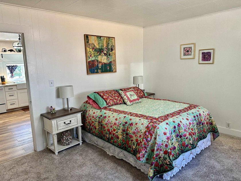Wonderful upgraded 3 bedroom 1 bathroom home in Westwood! Step - photo 17