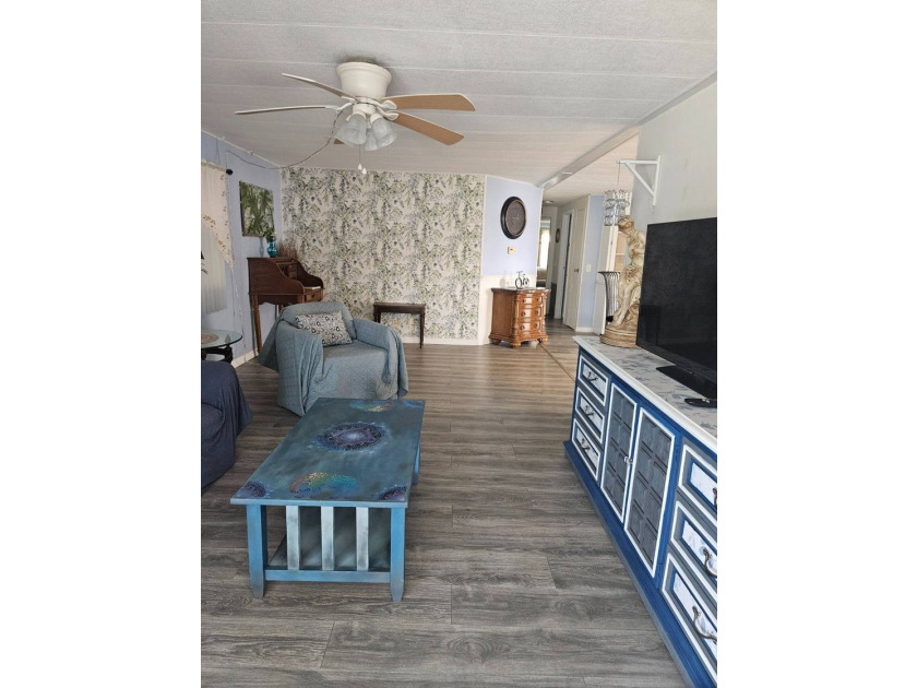 This is such a cute house! 2 bedrooms, 2 bath 1980 Eldorado - photo 22